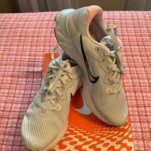 Nike Renew Run